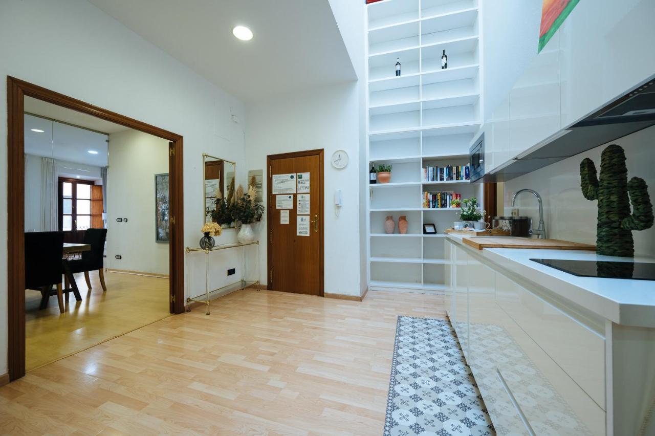Apartamento Vistas Catedral Tomas de Ibarra Parking Opc Sevilla Exterior foto