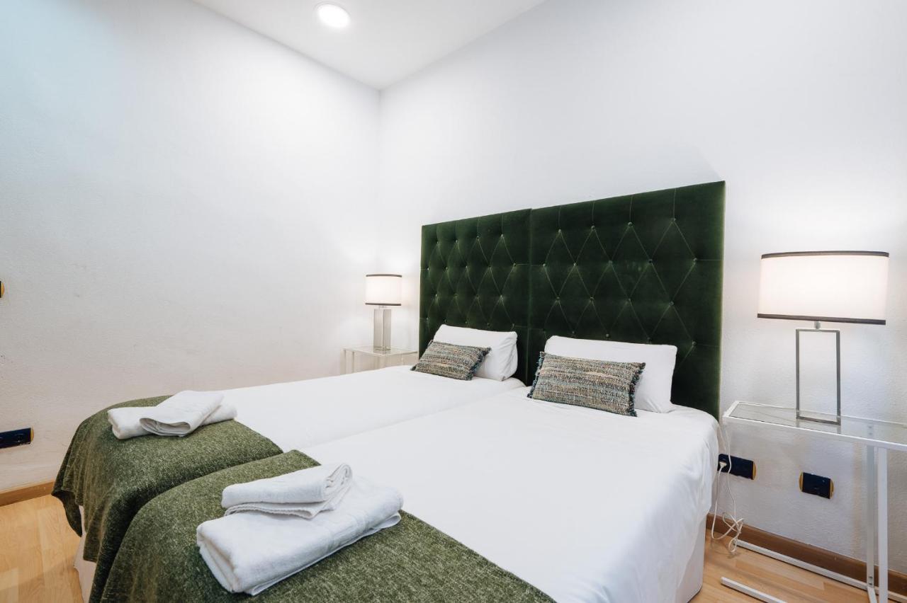 Apartamento Vistas Catedral Tomas de Ibarra Parking Opc Sevilla Exterior foto
