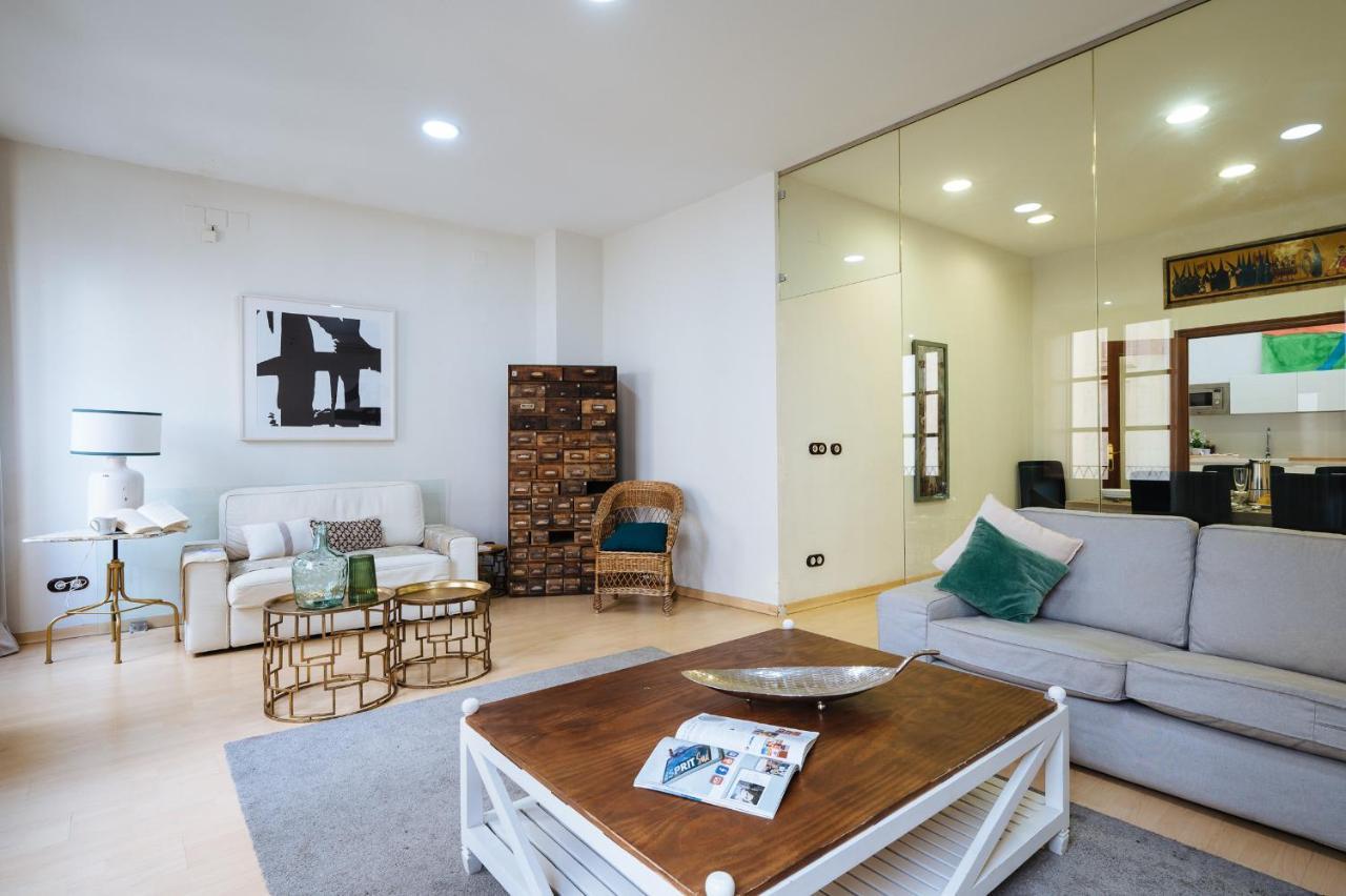 Apartamento Vistas Catedral Tomas de Ibarra Parking Opc Sevilla Exterior foto