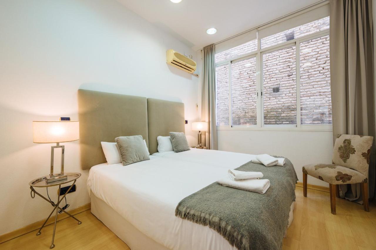 Apartamento Vistas Catedral Tomas de Ibarra Parking Opc Sevilla Exterior foto